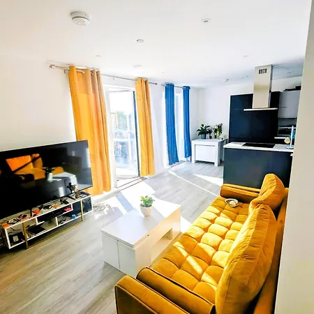 Modern Penthouse 2 Bedroom Flat In Stockwell - Brixton